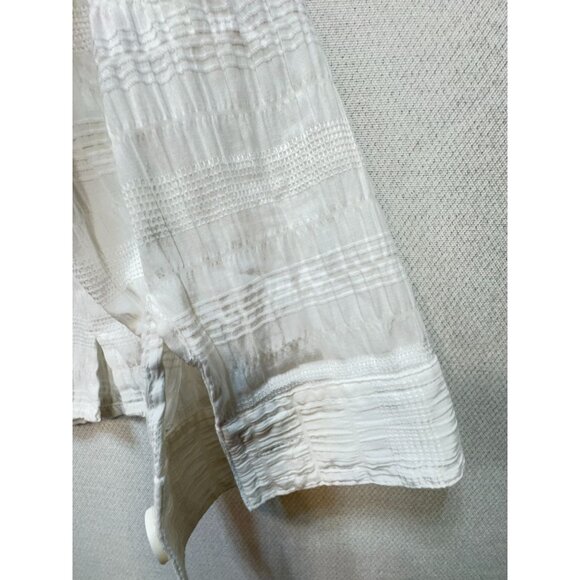 Christopher & Banks Womens Button Up Shirt Size XL White Textured Pockets Sheer - Picture 8 of 8